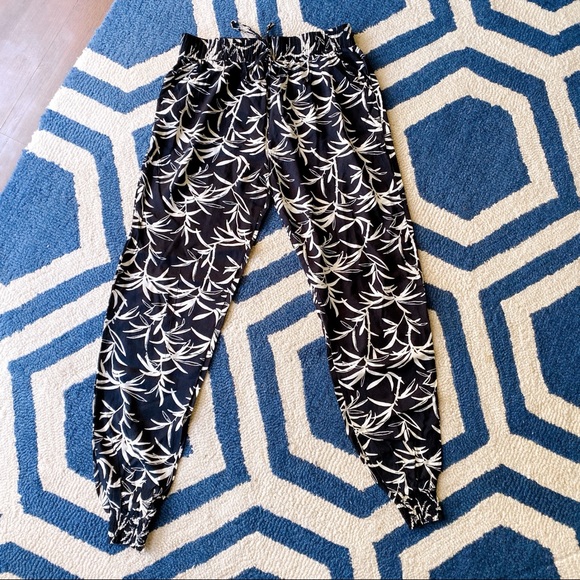 🐚 BOHO TROPICAL NAVY WHITE HIGH WAIST BAGGY PANTS! - Picture 5 of 8